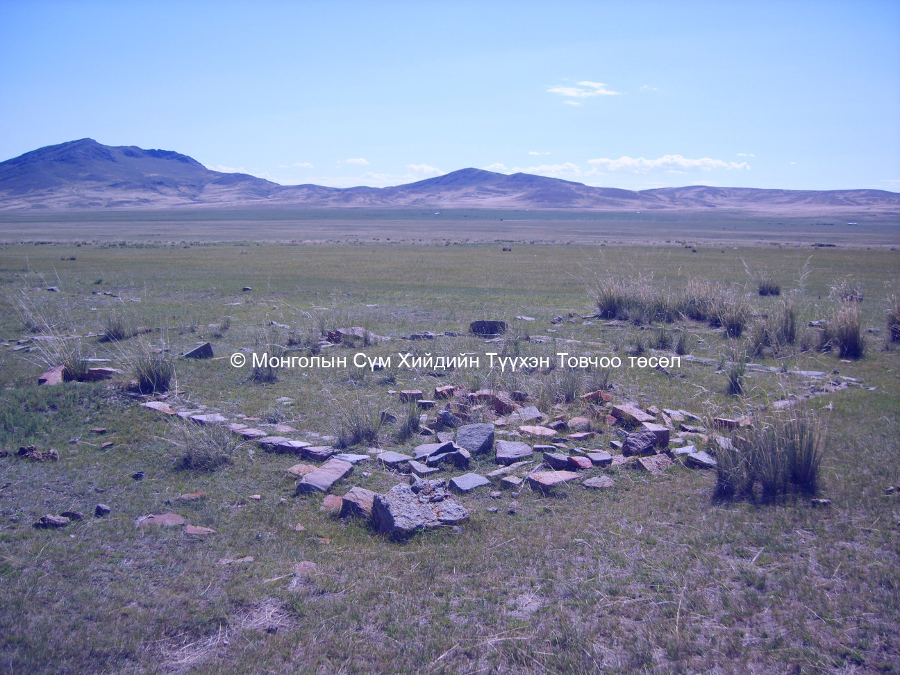 Чогчин дуганы Баруун-Өмнөд талд байх туурийн зураг